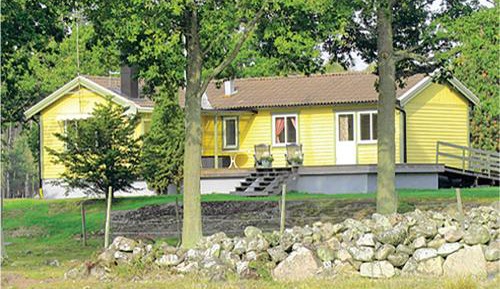 Two-Bedroom Holiday Home