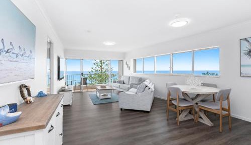 Two-Bedroom Apartment - Floors 2 to 13