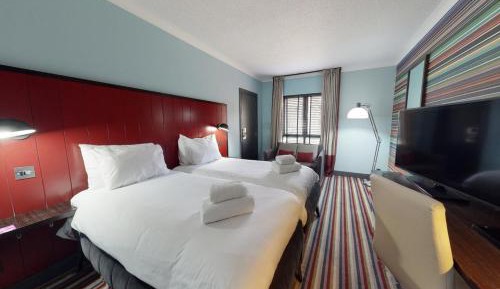 Twin Room