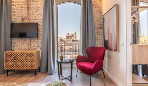 Apartment with Balcony