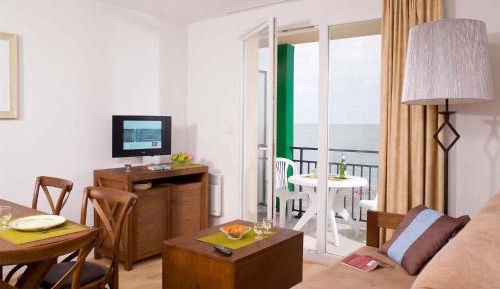 Apartment with Sea View