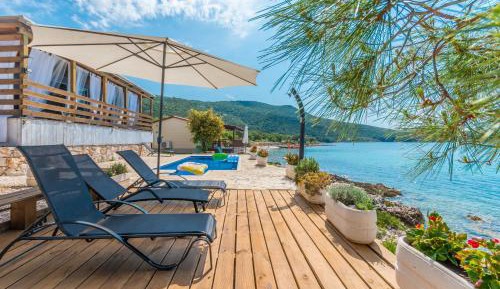 Bungalow with Terrace