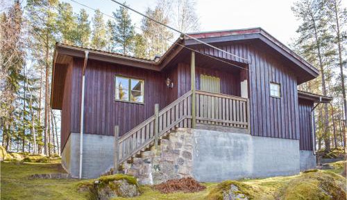 Three-Bedroom Holiday Home 