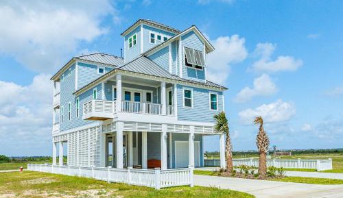 Four bedroom holiday home 