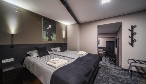 Executive Suite