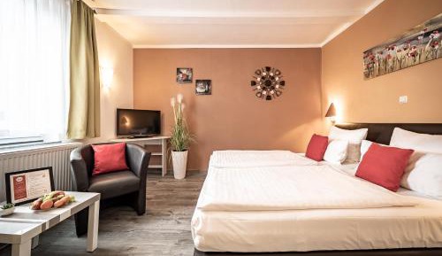 Double or Twin Room with Balcony