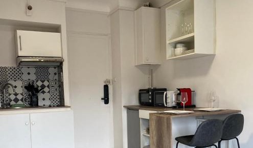 Studio with Balcony