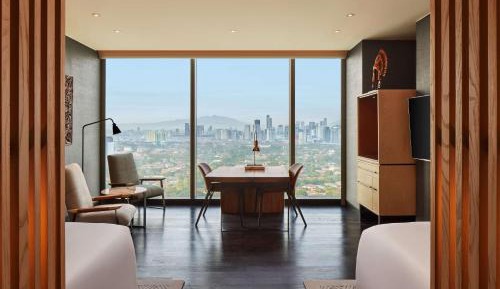 Twin Room with Skyline View