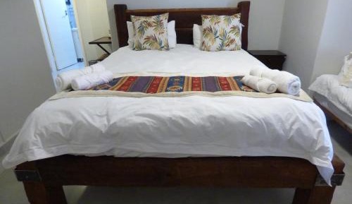Double or Twin Room with Private Bathroom