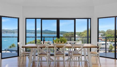 Three-Bedroom Holiday Home 