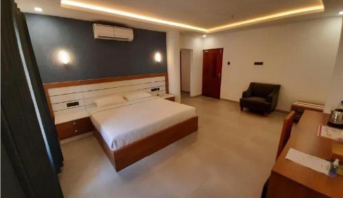 Deluxe Single Room