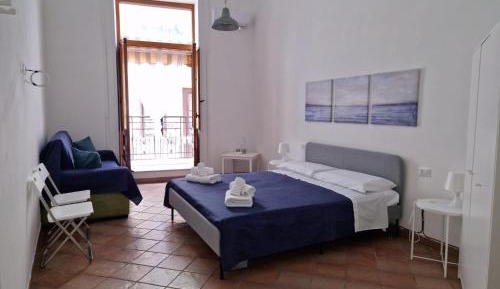 Triple Room with Private External Bathroom