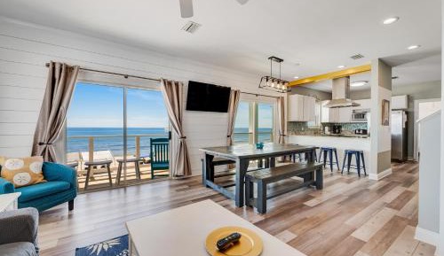 Five Bedroom Holiday Home