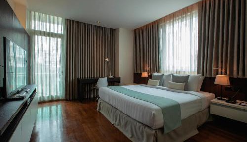Executive Suite