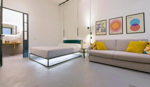Studio Apartment