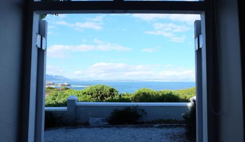 Deluxe Double or Twin Room with Ocean View