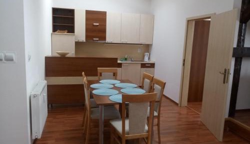 Apartment (4 Adults)