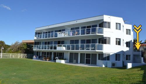 Three-Bedroom Townhouse