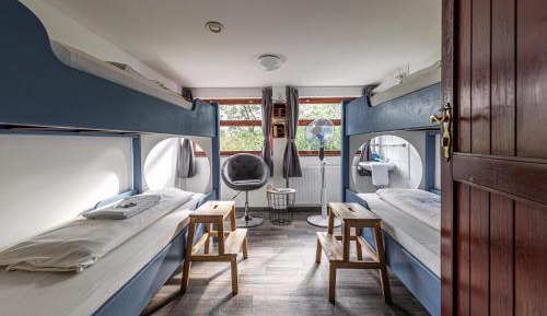 Cabin on Boat (4 Adults)
