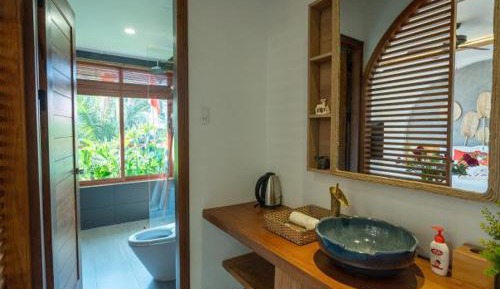 Deluxe Double or Twin Room with Balcony