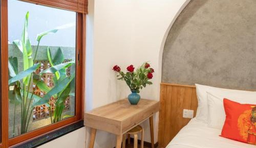 Double Room with Pool View