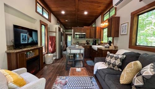 One-Bedroom Bungalow