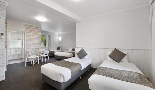 Family  Room (5 Adults)