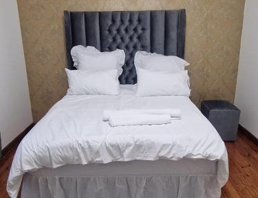 Double or Twin Room with Shared Bathroom
