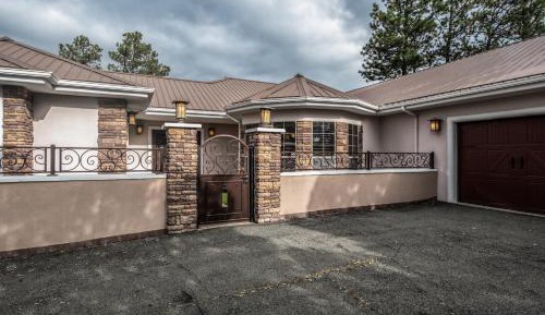Five-Bedroom Holiday Home