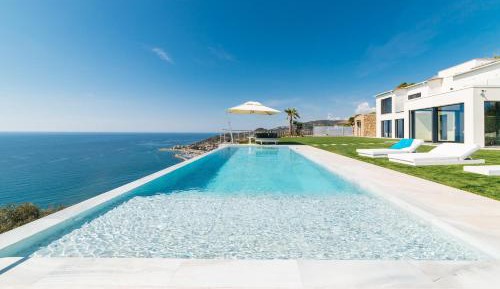 Villa with Sea View
