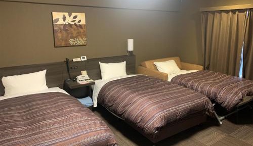 Triple Room - Non-Smoking - East Building