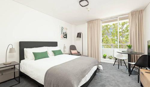 Studio Apartment