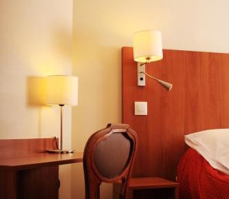 Double Room (shared Shower and Toilet on the floor)