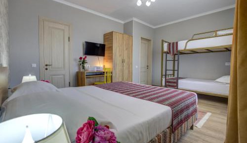 Quadruple Room with Bathroom