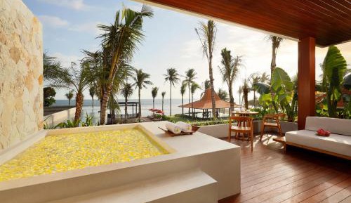 Suites with Jacuzzi 