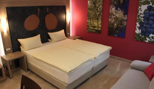 Double Room with Shower - Non-Smoking 