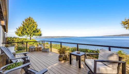Two Bedroom Holiday Home