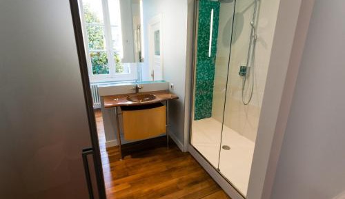 Superior Double or Twin Room with Street View