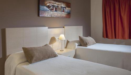 Three-Bedroom Apartment (6 Adults)