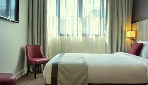 Classic Room with One Double Bed and One Single Bed