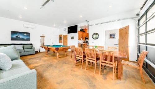 One Bedroom Apartment