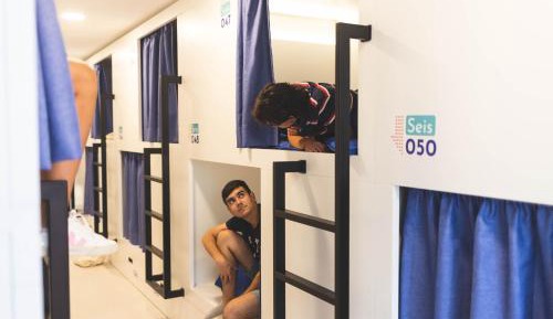 Bunk Bed in Mixed Dormitory Room