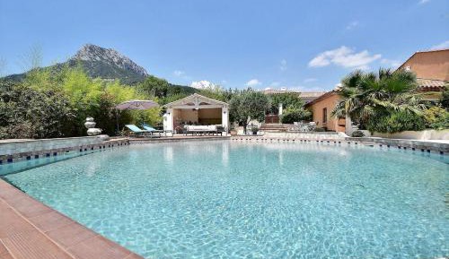 Superior Villa
