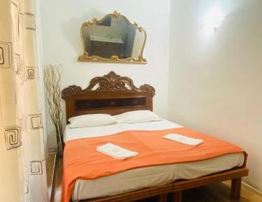 Double or Twin Room with Private Bathroom