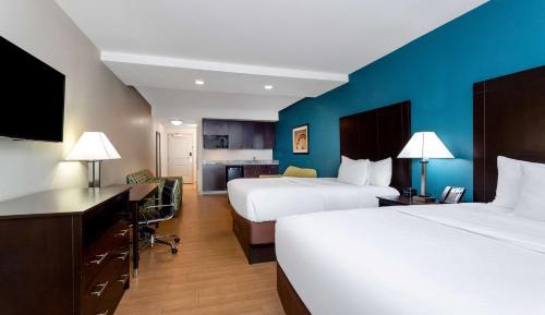 Queen Room with Two Queen Beds - Extended Efficiency - Various Views - Non-Smoking