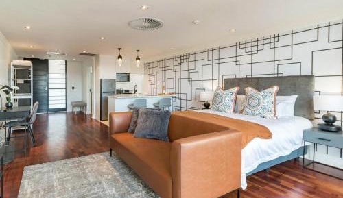 Luxury Apartment