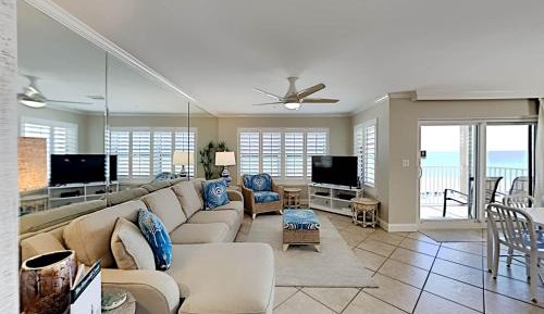 Two-Bedroom Apartment with Ocean View