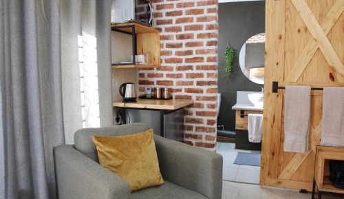 Basic Queen Room