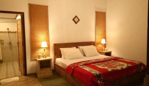 Double Room with Private Bathroom