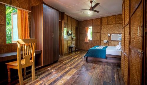 Deluxe Queen Room